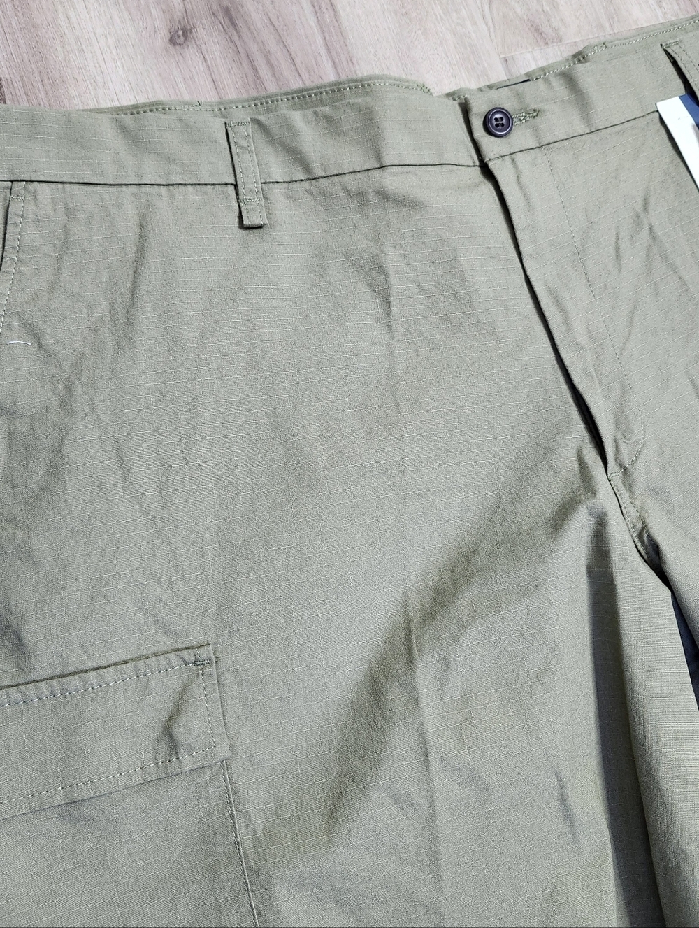 Dockers Mens Performance Tech Cargo Shorts Green Stretch Wicking Vacation - Picture 3 of 11